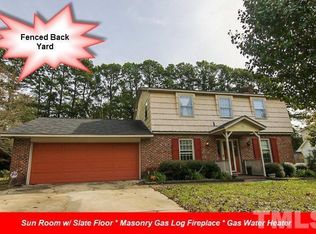 910 Dixie Dr, Selma, NC 27576