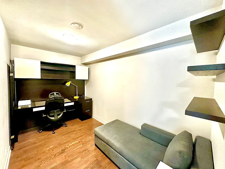 21 Nelson St #415 — Photo 11