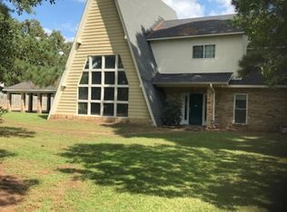 210 Becky Dr, Longview, TX 75605