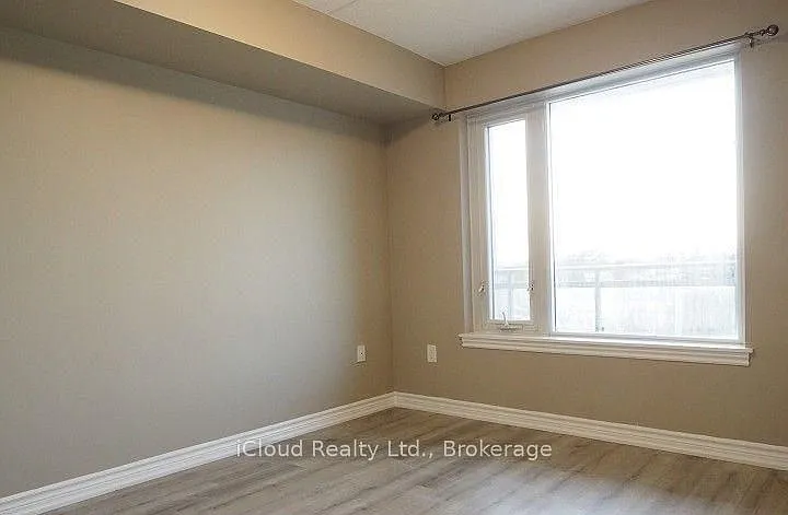716 Main St E #312 — Photo 5