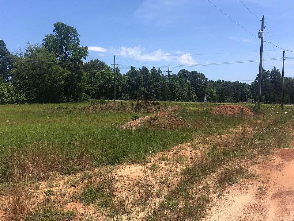 1st image of Meadow Ln