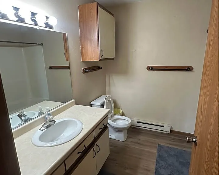 2204 Hanley Rd #3 — Photo 6