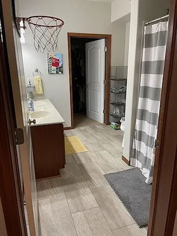 Updated masterbath wih new tile flooring