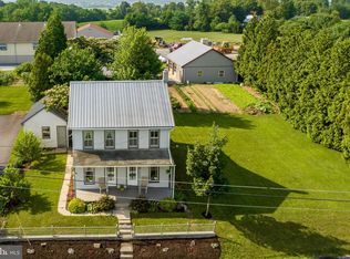 90 W Church Rd, Stevens, PA 17578