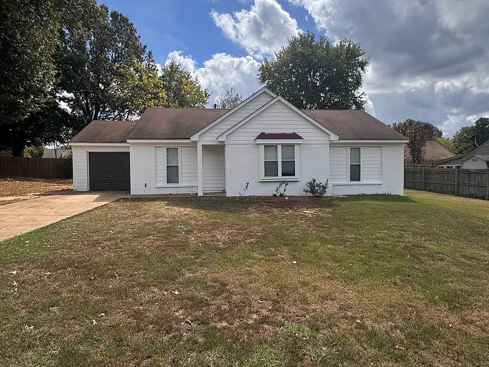 3435 Lakehurst Cv
