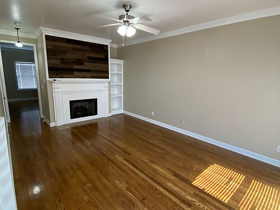 5th image of 1011 McKenna Dr