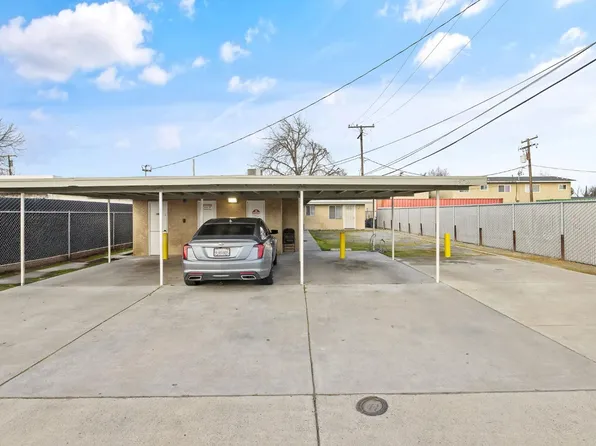1804 N 11th Ave, Hanford, CA 93230