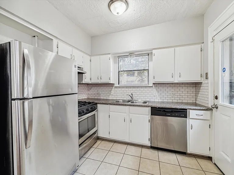 1536 Michigan St #1 — Photo 5