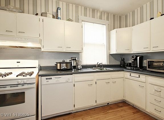 5th image of 5031 W Cullom Ave