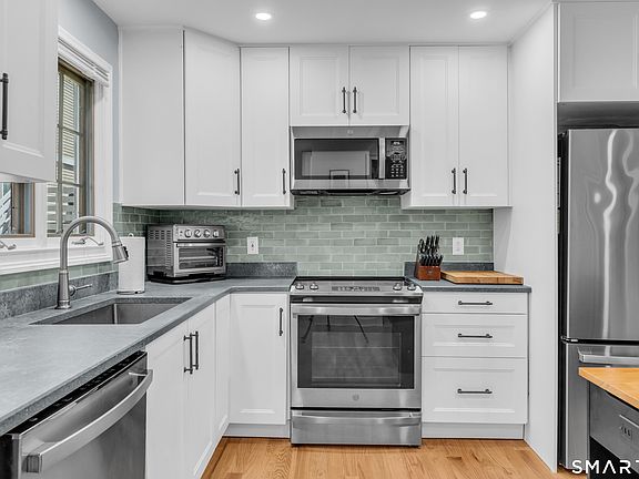 5th image of 96 Colonial Hill Drive #96