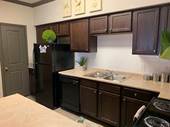 (undisclosed Address), San Marcos, TX 78666