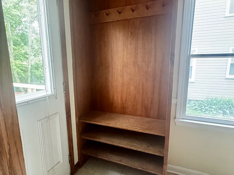2260 Cummings Ave — Photo 10