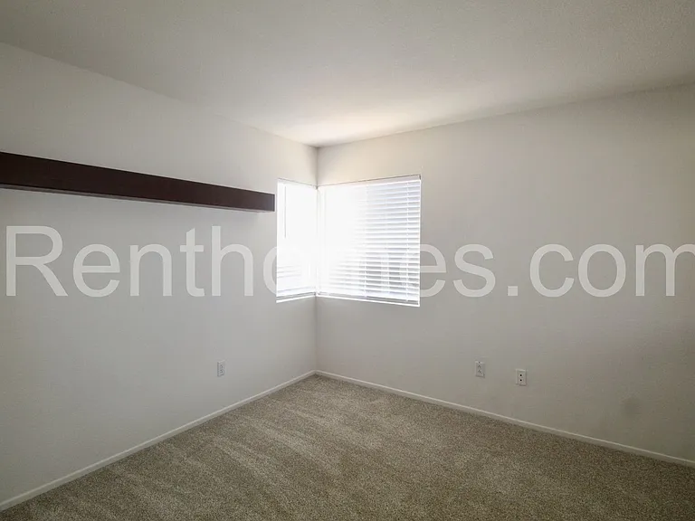 9411 Questa Pointe — Photo 12