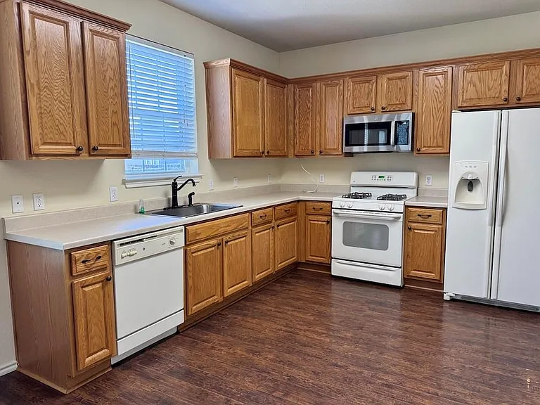 137 Firewheel Cv — Photo 7