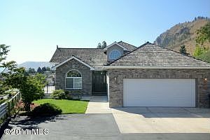 2nd image of 912 Millerdale Heights Dr