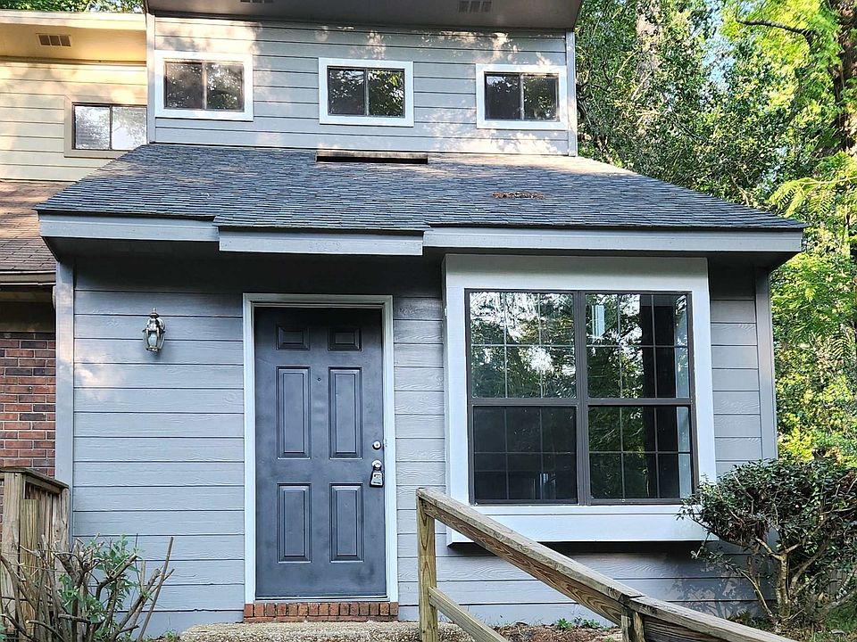 1st image of 163 Whetherbine Way W