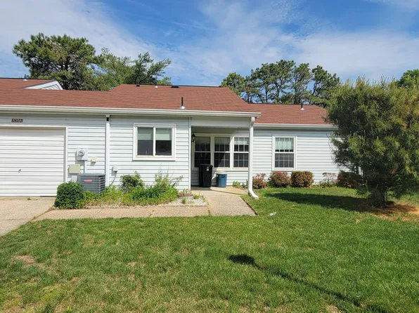 539A Warwick Court, Manchester, NJ 08759