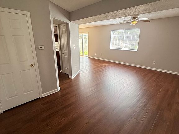 3rd image of 1865 E Werges Ave