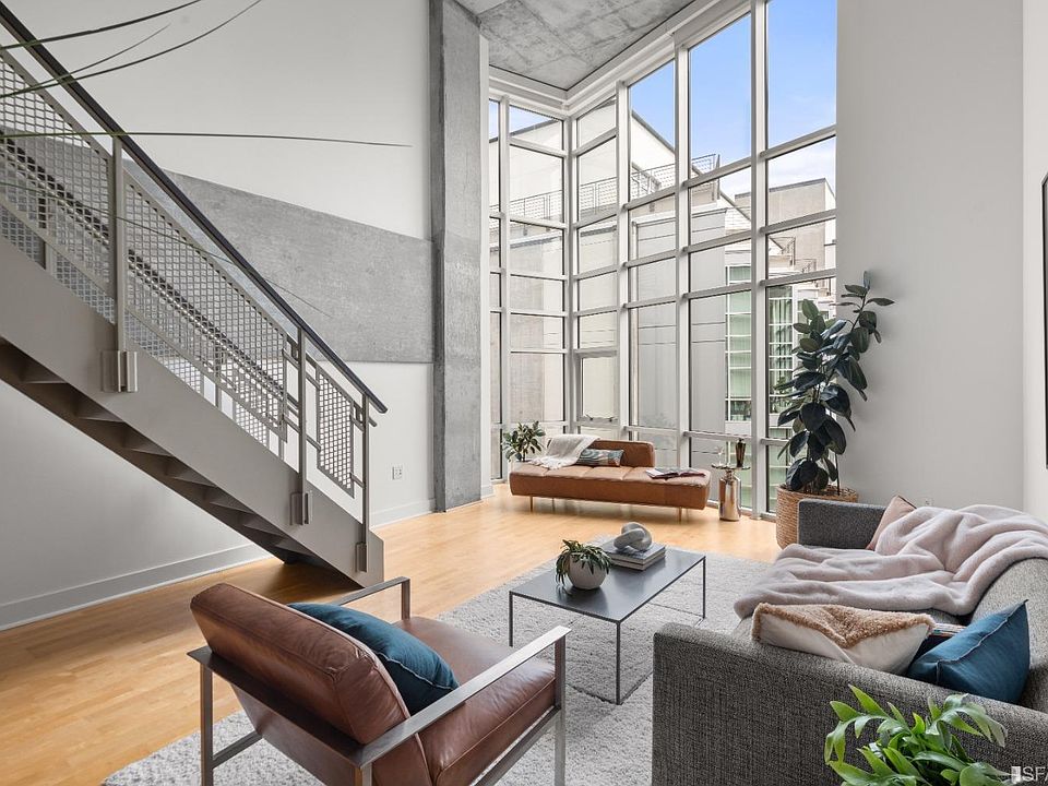 1st image of 200 Brannan St APT 406
