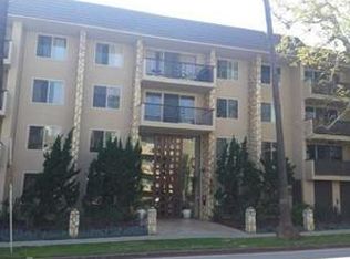809 S Bundy Dr APT 103, Los Angeles, CA 90049