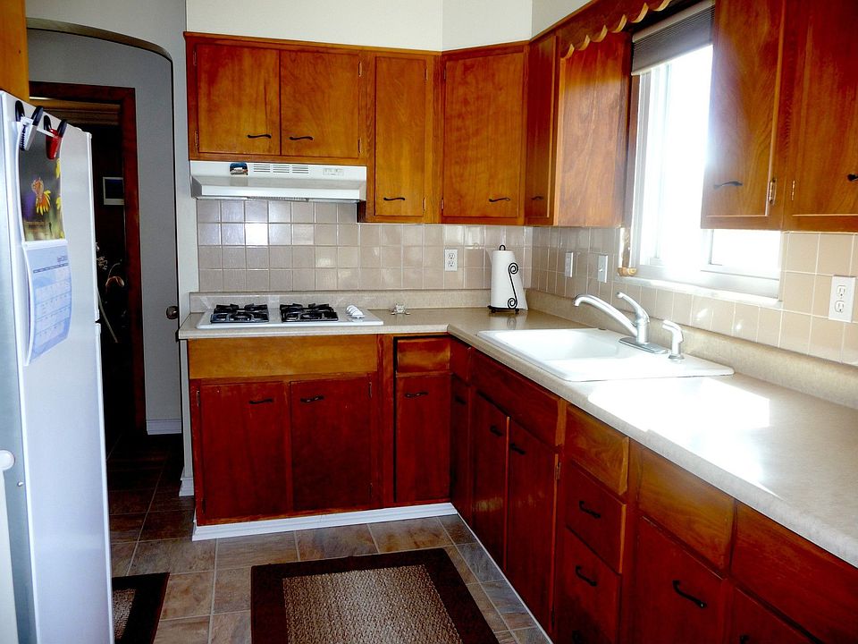 Newer built-in stove and oven