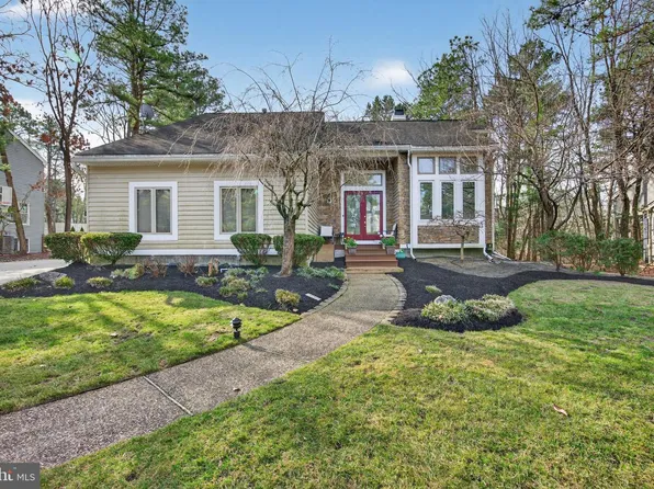 71 Forrest Hills Dr, Voorhees, NJ 08043