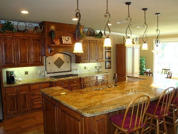 4th image of 2414 Stone Castle Cir