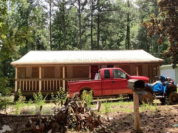 1227 Old Avant Rd, Eclectic, AL 36024
