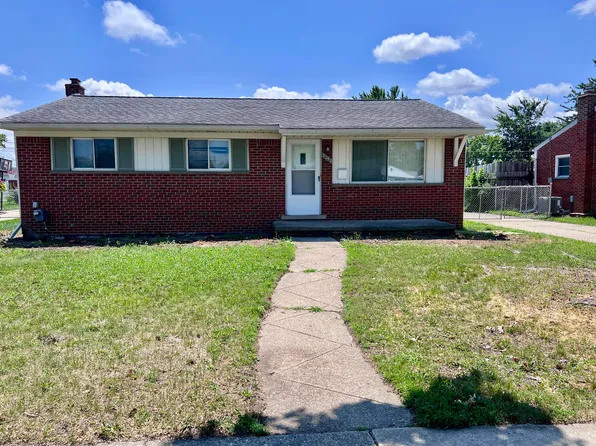 2252 Winston Dr, Sterling Heights, MI 48310