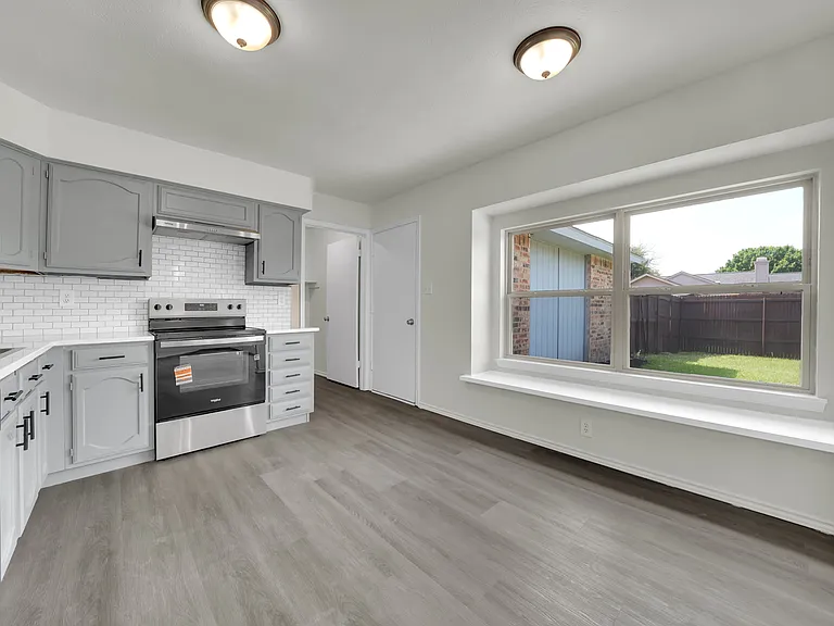 1300 Rivercrest Blvd — Photo 25