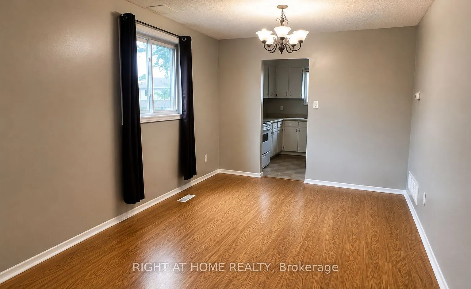 3 bed, $3,095 — Photo 4