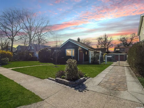 536 May Street, South Hempstead, NY 11550