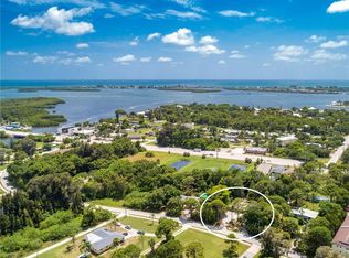 1600 Manor Rd, Englewood, FL 34223