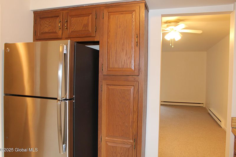 4th image of 110 Knollwood Terrace