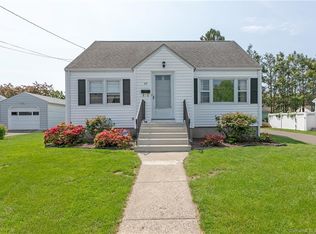 85 Douglas St, Stratford, CT 06614