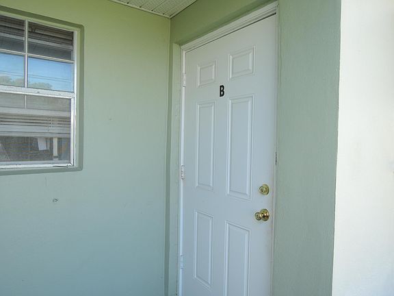 4th image of 113 Lakes End Drive Apt B (E)