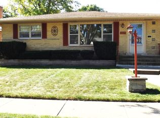 5229 Oak Center Dr, Oak Lawn, IL