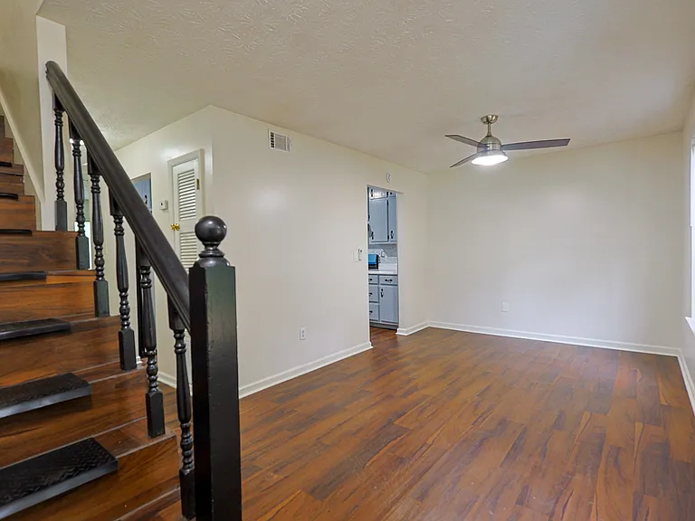 5795 Sheldon Ct #A — Photo 2