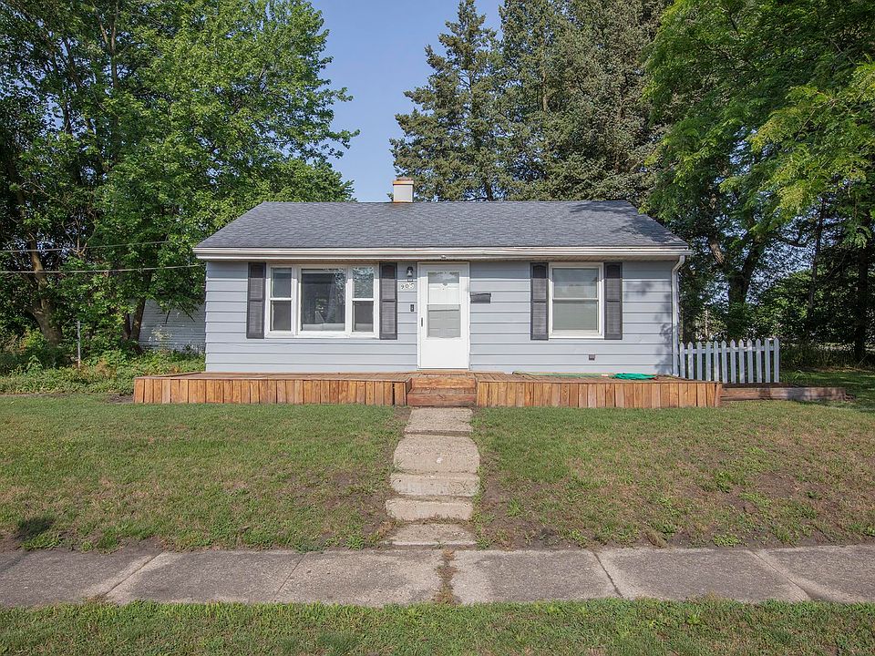 1st image of 905 Birchwood Ave