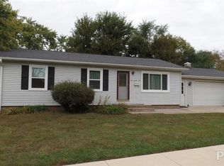 921 W McDowell St, Chillicothe, IL