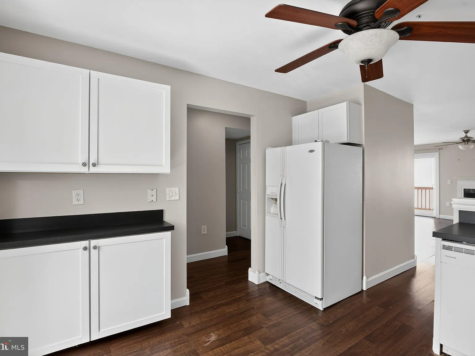 2 bed, 2.5 bath, 1368 sqft, $2,500 — Photo 4