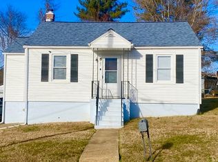 107 Roselawn Hts, Martinsville, VA 24112