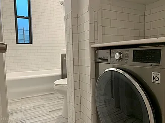 Rented by Hillel Realty Group