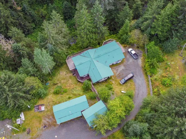 207 Charlie Brown St, Thorne Bay, AK 99919