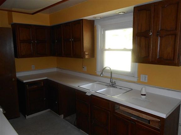 5th image of 1344 Southern Hills Blvd
