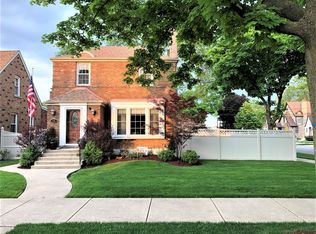 7401 N Overhill Ave, Chicago, IL 60631