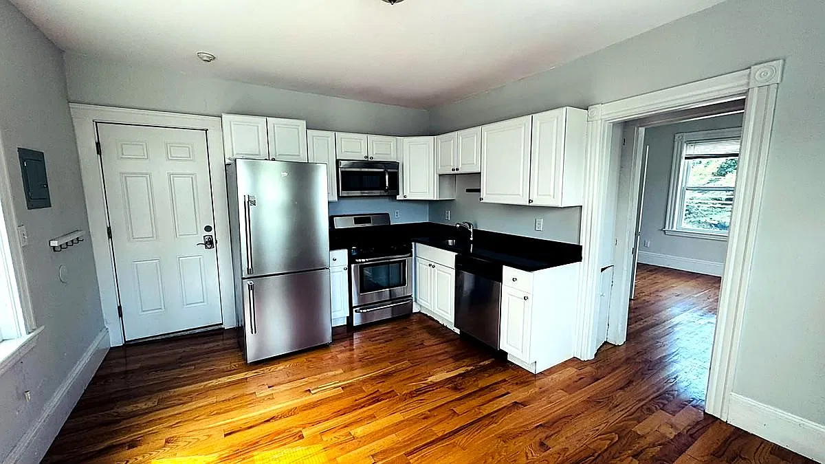 1 bed, $2,200 — Photo 1