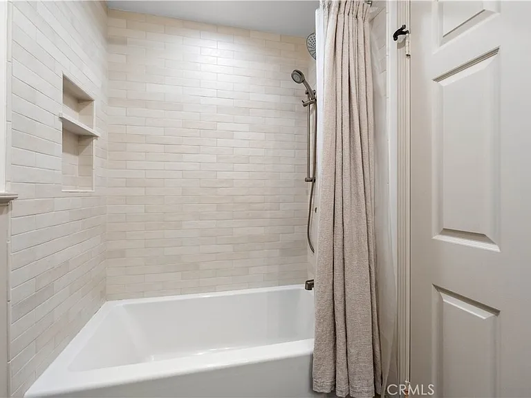 3437 Wimbledon Way — Photo 29