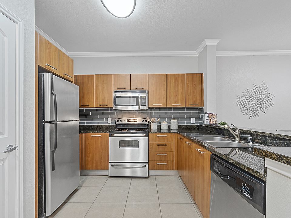 1st image of 3850 W Northwest Hwy #2421900