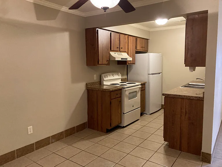 2520 N Cole St #4 — Photo 14
